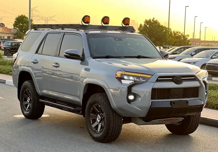 TOYOTA 4RUNNER SR5 PREMIUM 2021 – V6 4.0L, 4X4 & FULL OPTIONS
